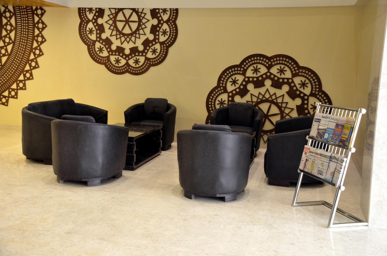 Solitaire Hotel Raipur  Bagian luar foto