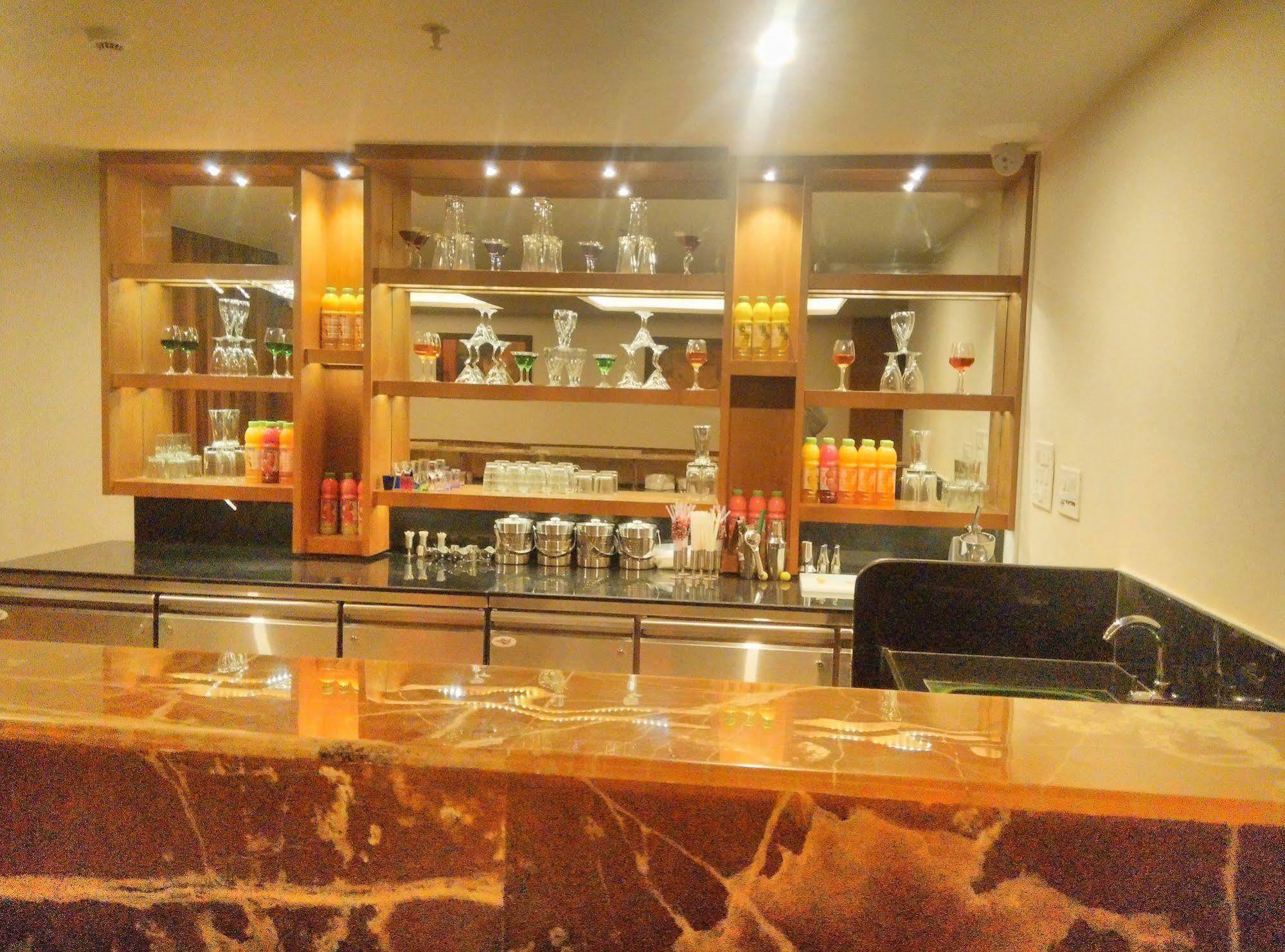 Solitaire Hotel Raipur  Bagian luar foto